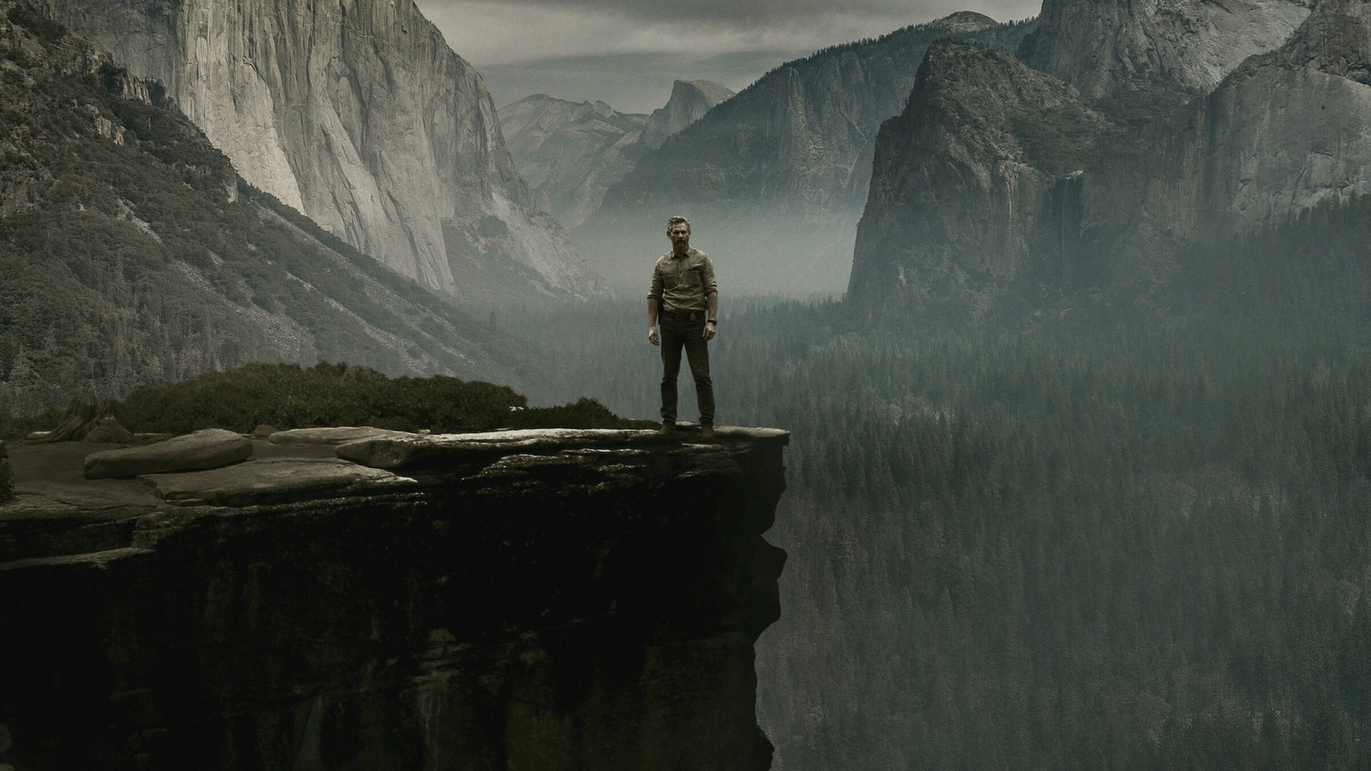 Amber Nude Estée Lauder Youth-Dew Fragrance