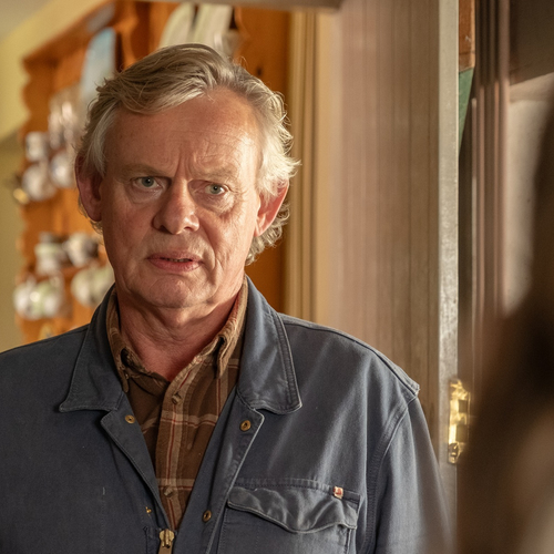 Out There: Britse misdaadserie met Martin Clunes komt naar de NPO