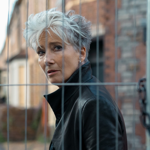 Down Cemetery Road S01: Emma Thompson als stoere privédetective
