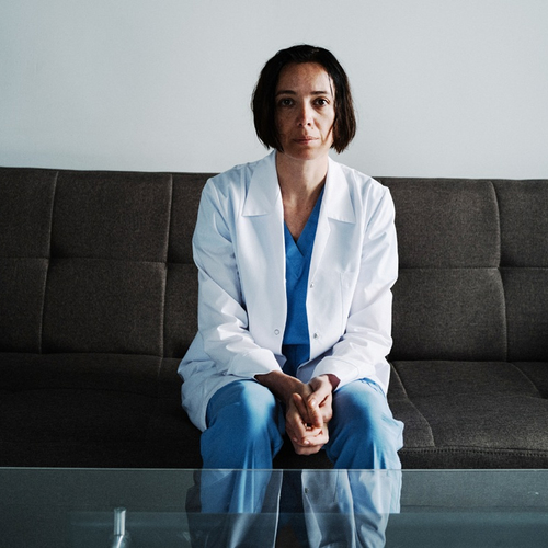 April: Georgisch drama leidt tot pijnlijke (Nederlandse) inzichten over abortus