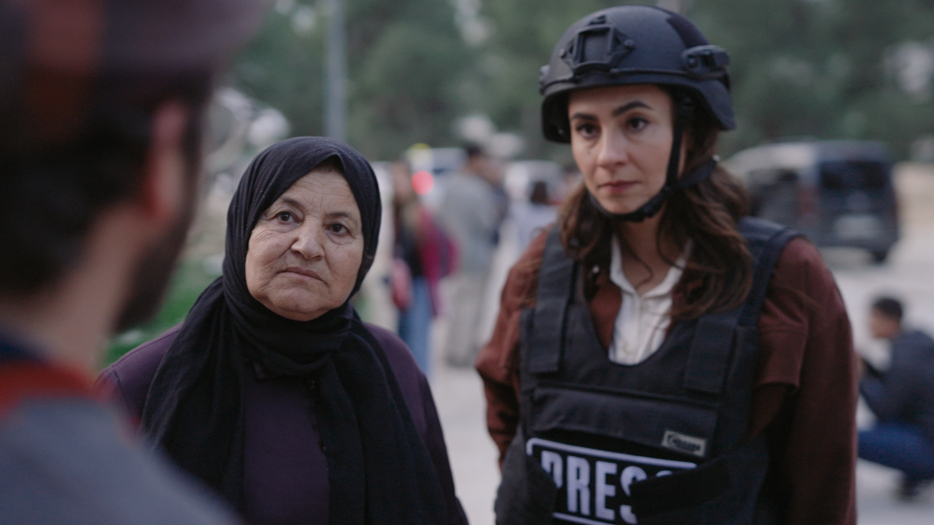 Nadia-Moussaid-spreekt-met-Palestijnen