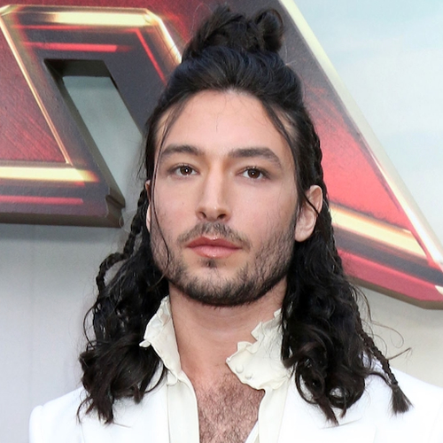 Acteur of act: wie is de echte Ezra Miller?