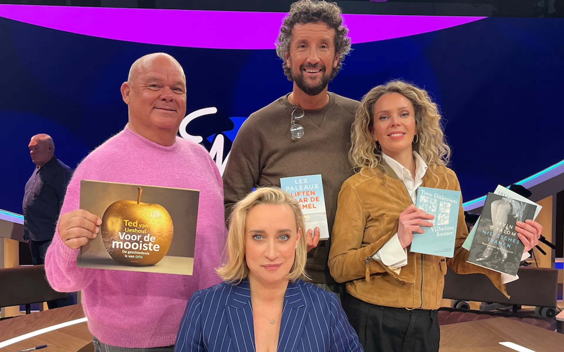 Roxane van Iperen, Jan Joost van Gangelen en Paul de Leeuw over lezen