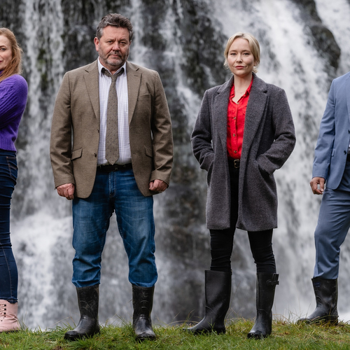 The Brokenwood Mysteries S10E01: enthousiasmerende dino-pret