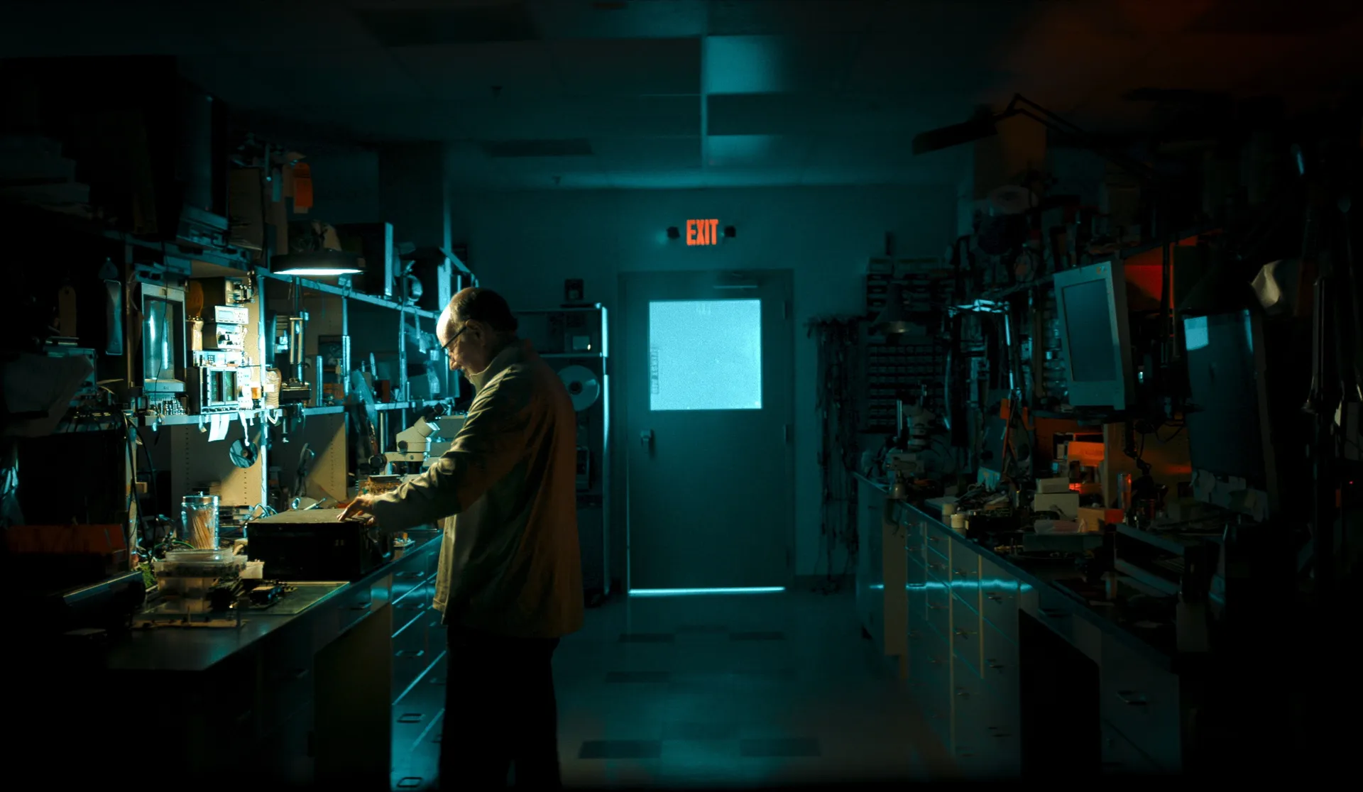 Mob War: Philadelphia vs. The Mafia