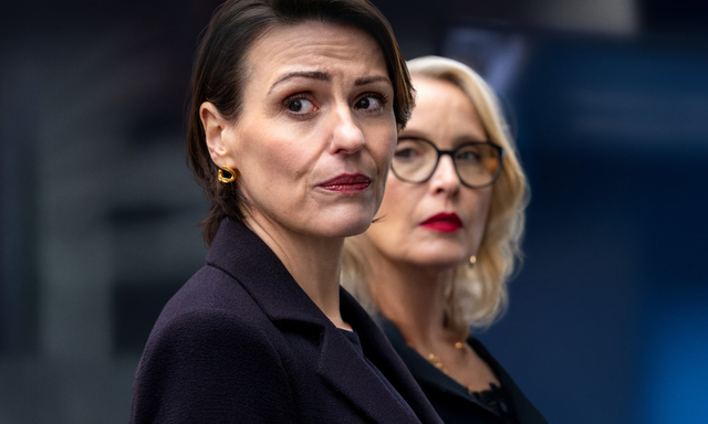 Afbeelding van Hostage S01E01: genadeloos gekonkel en zinderende momenten