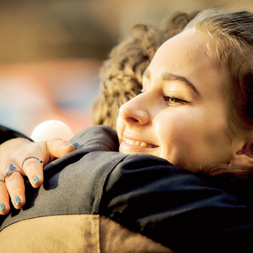 De vaste cast van Oogappels blikt terug en deelt hun favoriete scènes uit de serie
