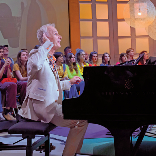 Op bezoek bij het gedurfde live-programma Podium klassiek. ‘Twaalf minuten lang Mozart – en niemand zapte weg!’