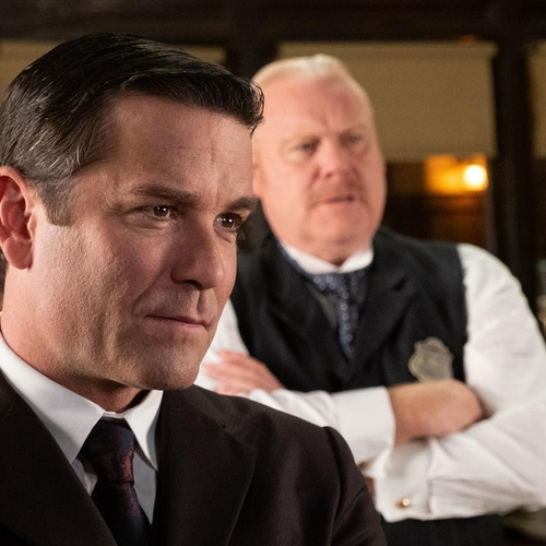 Murdoch Mysteries S17E01: ietwat ongeloofwaardig maar onderhoudend