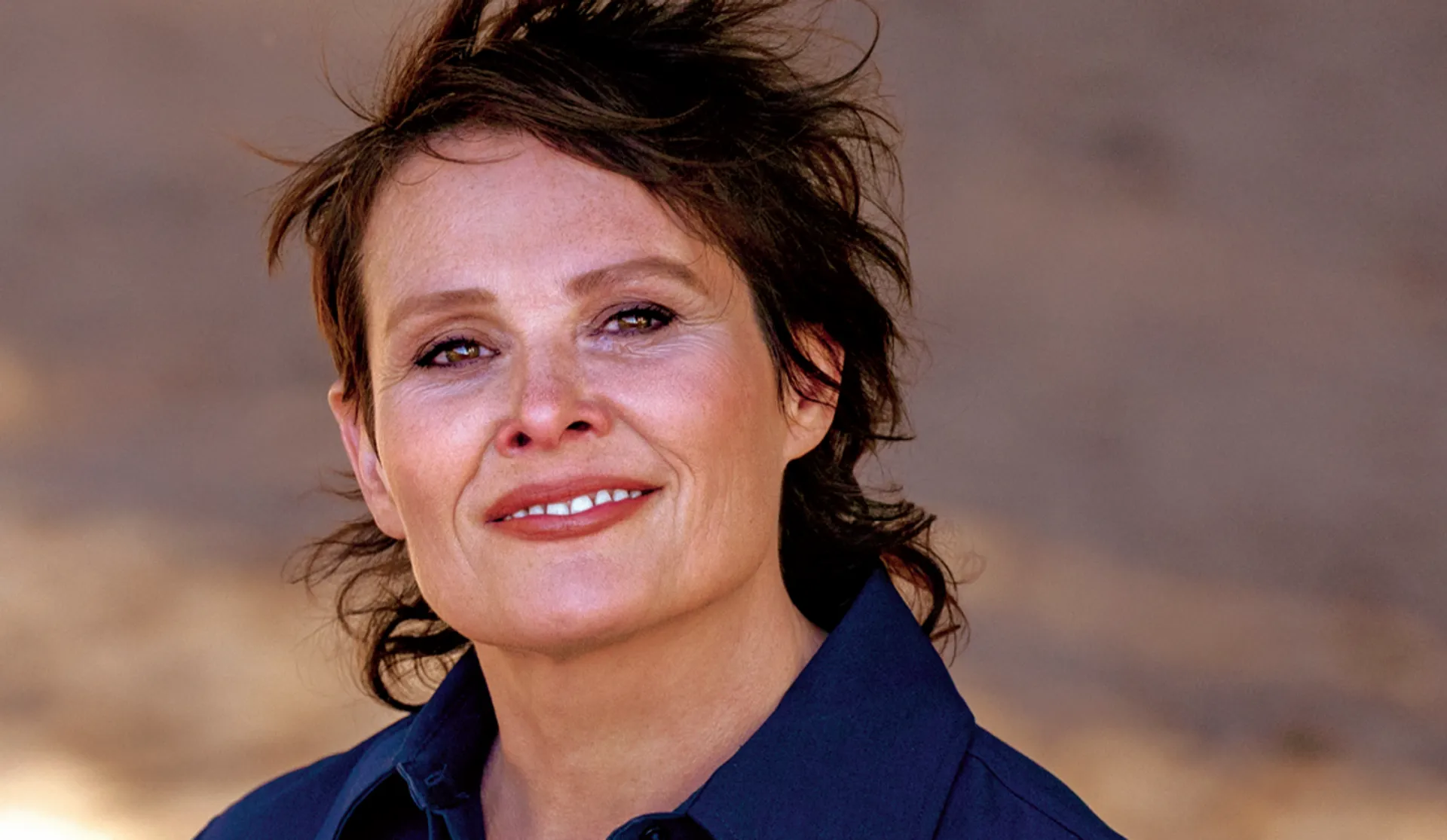 Margriet van der LindenインタビューGriet Op de Beeck：Just ‘a Dot Chemistry」 –  Varagidsが発生します
