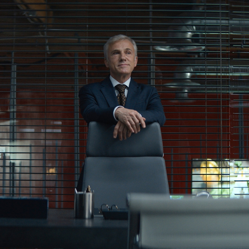 The Consultant: serie met Christoph Waltz start in januari bij Canvas