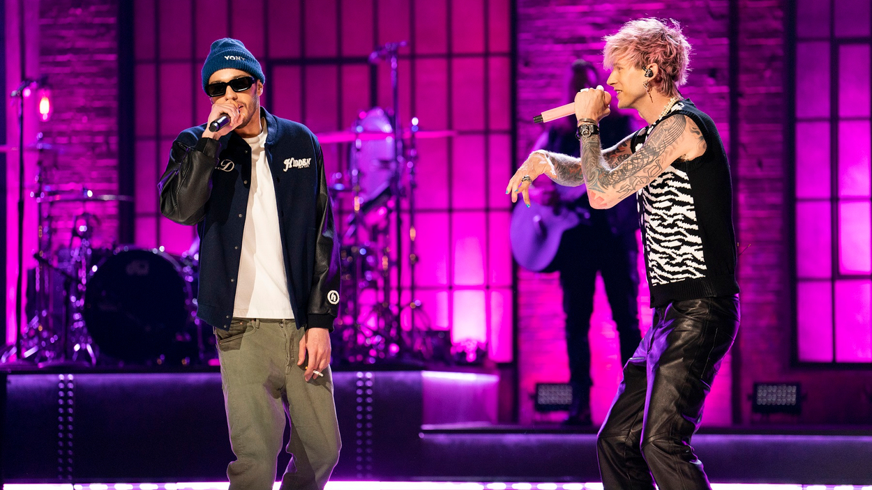 Pete Davidson Presents The Best Friends ongedwongen sfeer