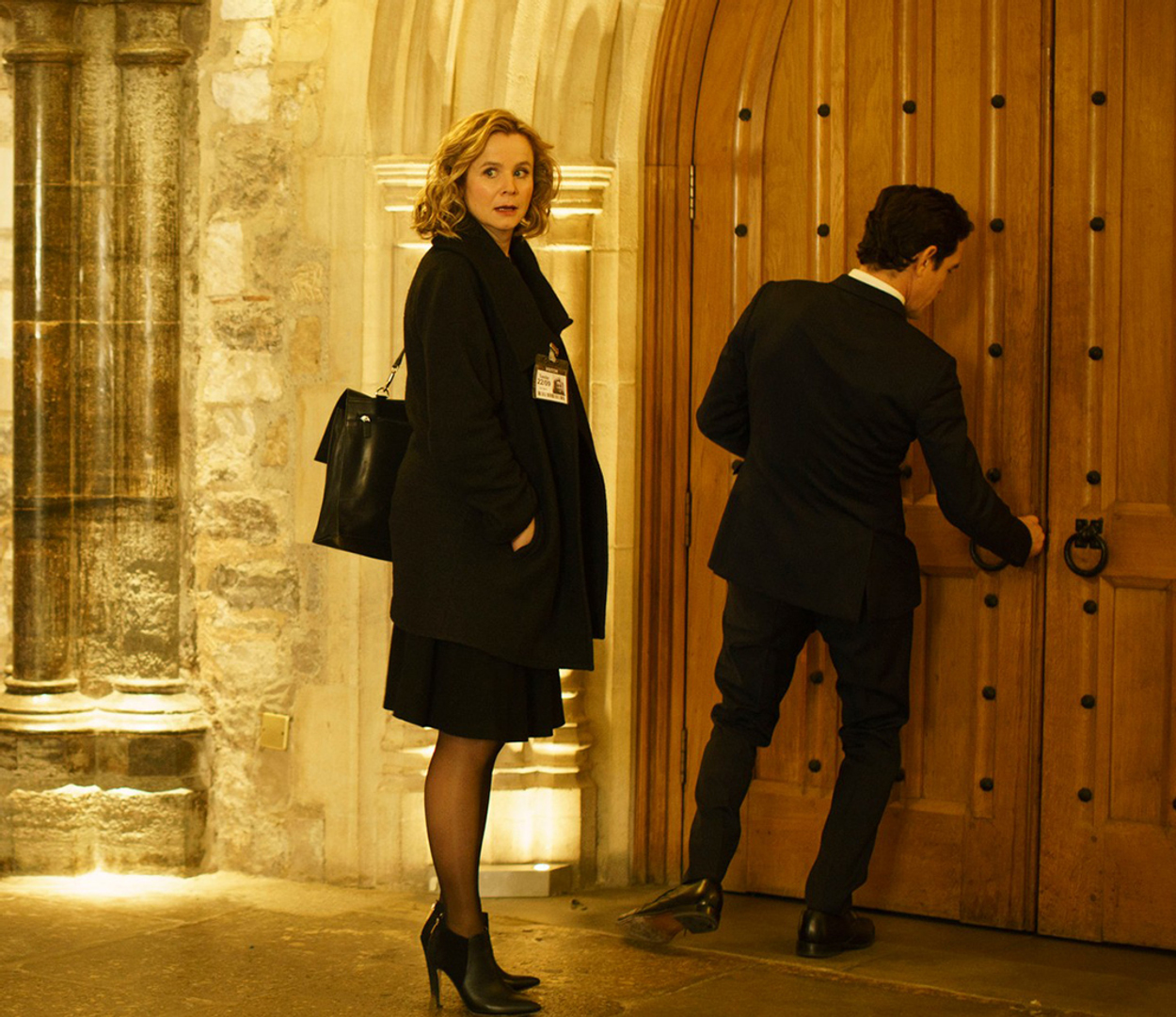 Apple Tree Yard S01 Actrice Emily Watson lokt de kijker probleemloos