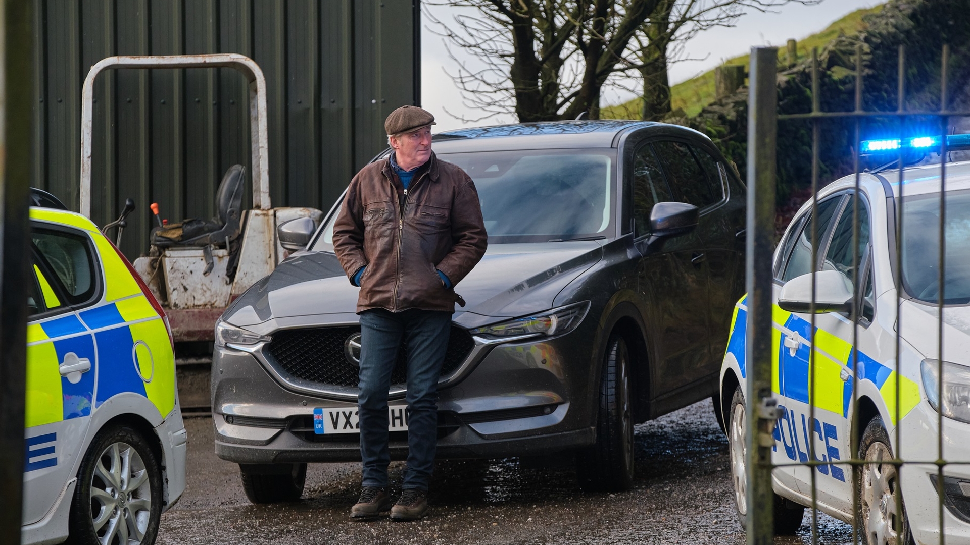 Ridley_S01_E01_Adrian Dunbar as Alex RIdley © West Road Pictures & A3MI (60)