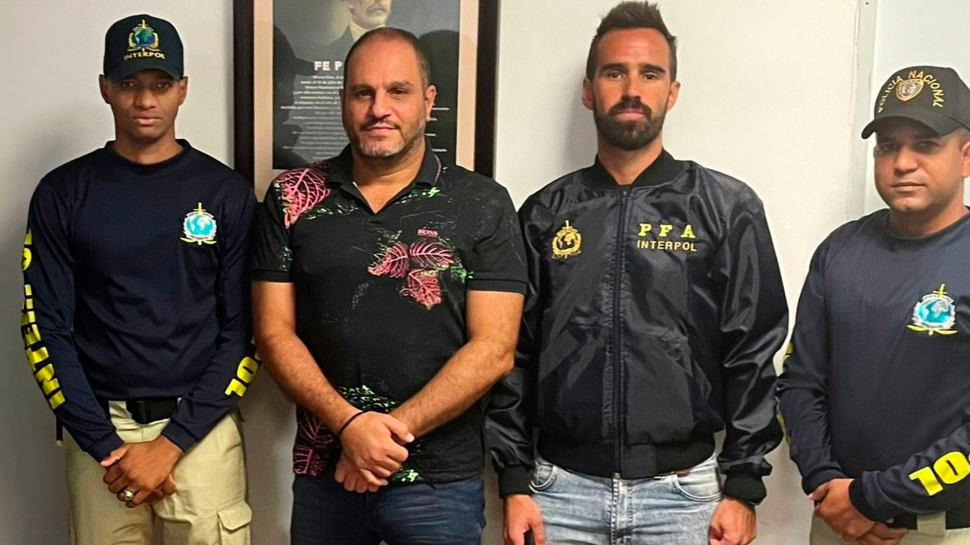 El_vendedor_de_ilusiones__El_caso_Generacion_Zoe_n_01_35_21_19_R,El_vendedor_de_ilusiones__El_caso_Generacion_Zoe_n_01_35_21_19_R