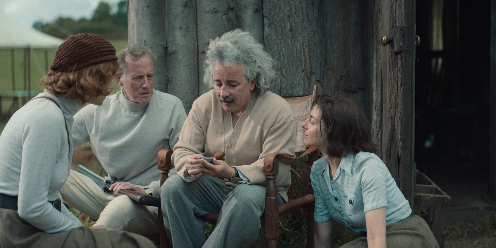 Einstein_and_the_Bomb_n_00_11_13_04,Einstein_and_the_Bomb_n_00_11_13_04