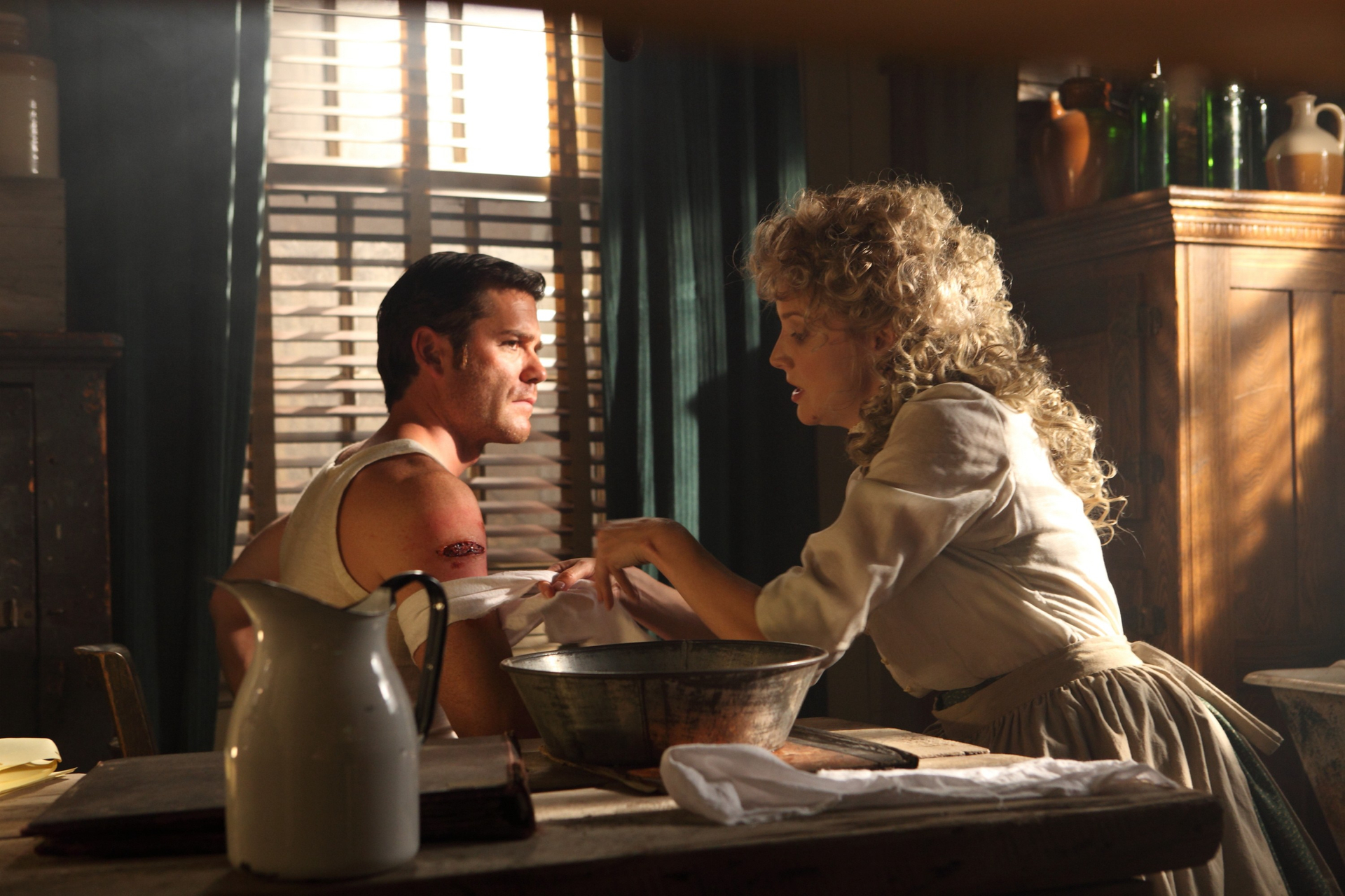 Episodics-301_The_Murdoch_Identity-MM3_301_d4_SS_312