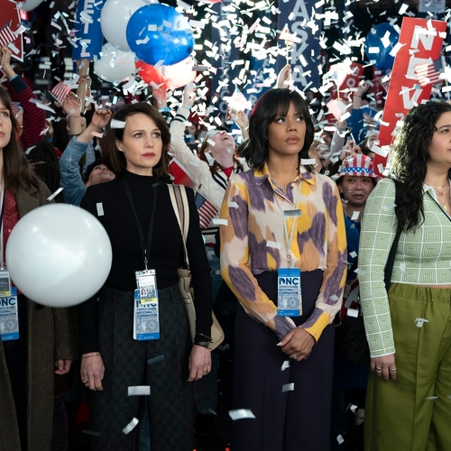 The Girls on the Bus S01E01-02: op zoek naar idealen in de Amerikaanse politiek