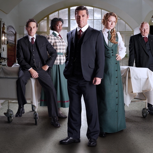 Murdoch Mysteries S13E01: vastberaden feministen aan het roer