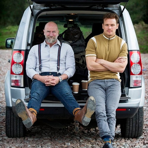 Men in Kilts: twee Outlander-acteurs op roadtrip